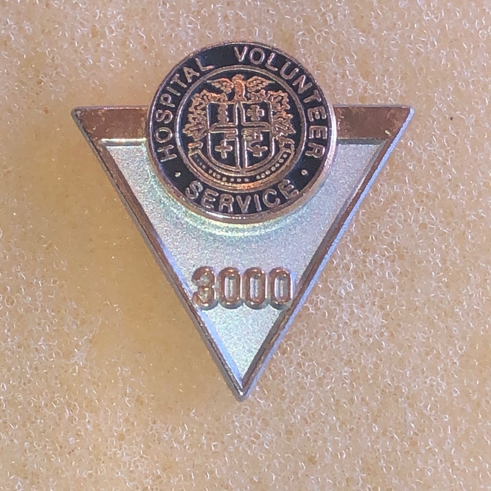 Silver Tone Gold Tone Hospital Volunteer Service 3000 Hours Vintage Pin